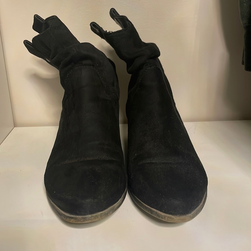 Black Boots